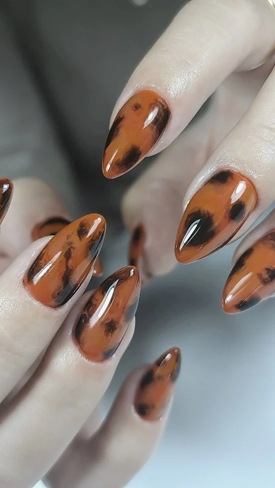 #latelier_luciole 
#nails 
#nailart 
#nailartist 
#nailsofinstagram 
#nailsmetz 
#metznailart 
#metznails 
#art
#artonnails